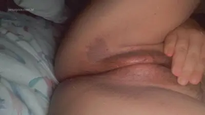 novinha muito gostosa foi vazada pelo amigo cover image