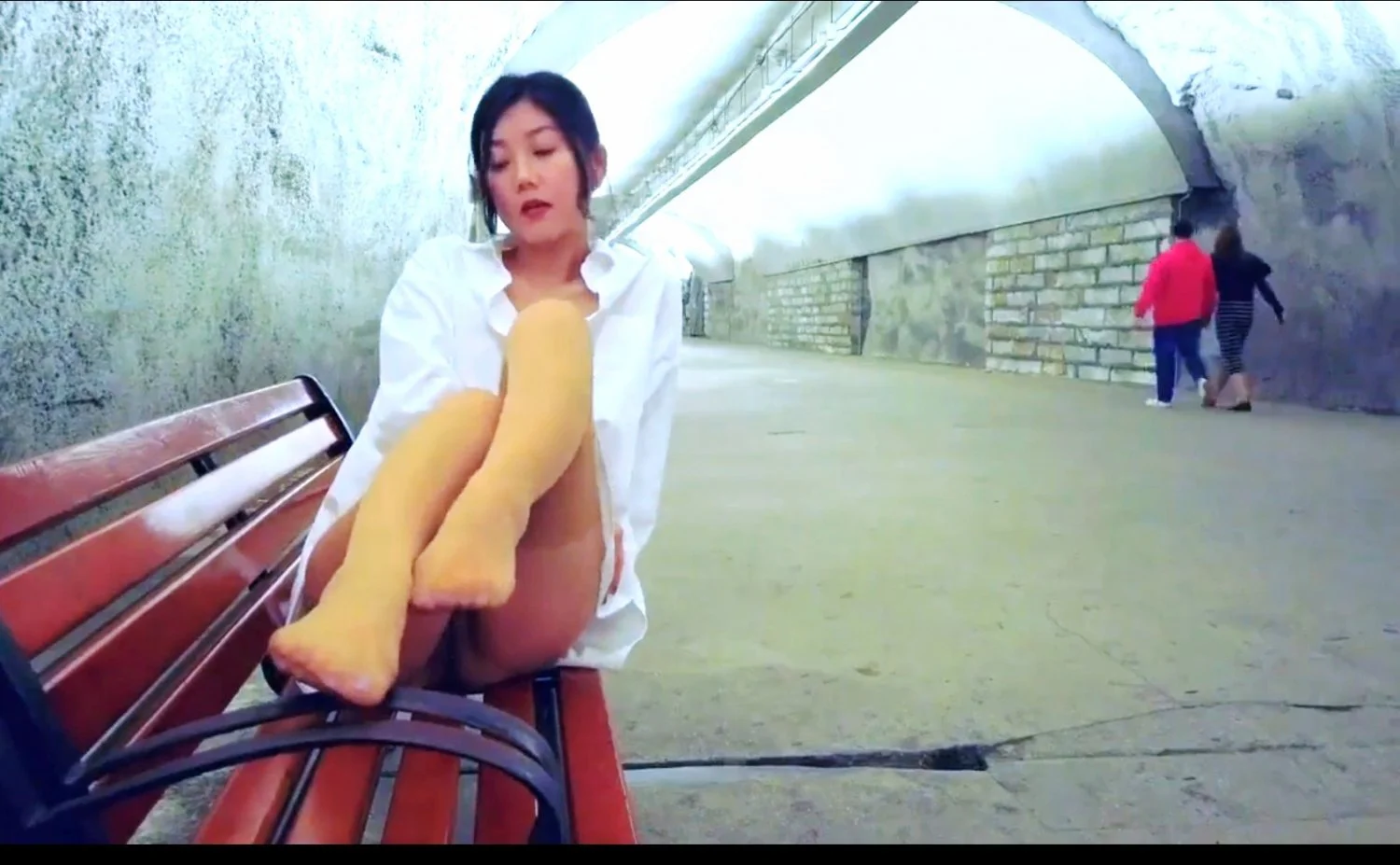 Asian Public Dildo image 6