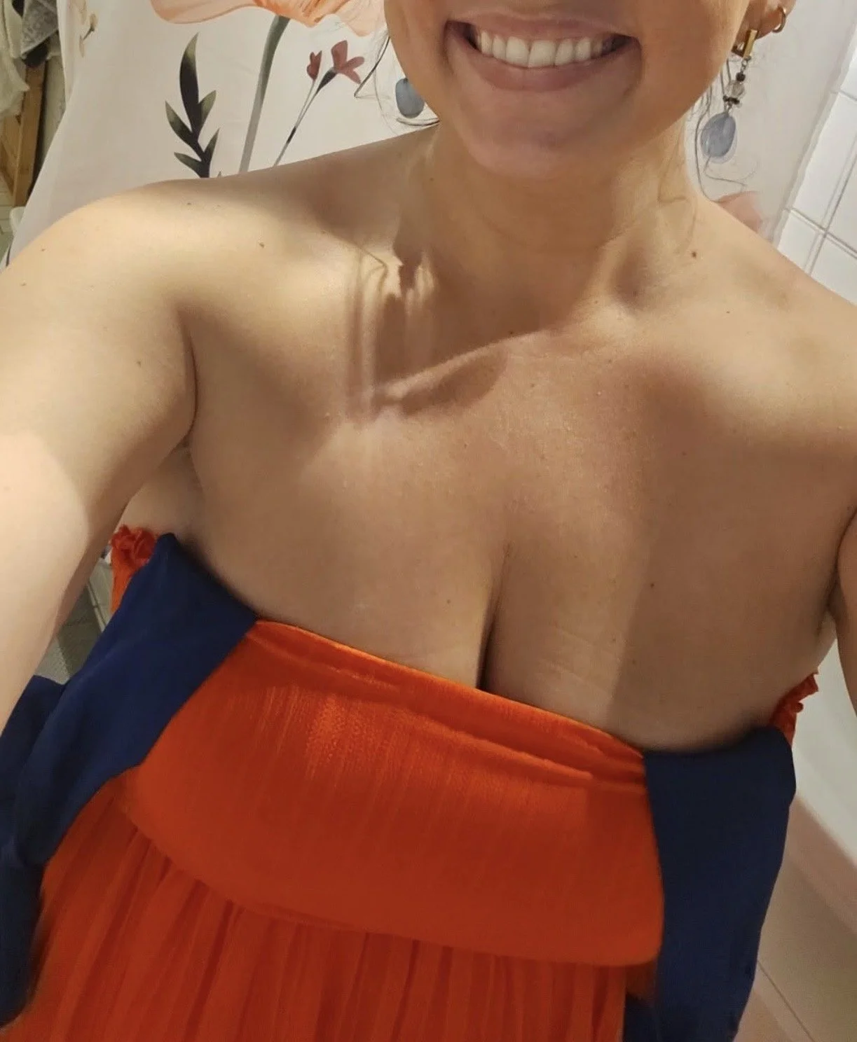 On off undressed slutty & horny wife flashing huge tits nipslip image 1