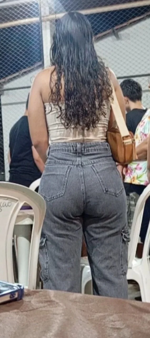 Novinha Bunduda Flagrada image 4