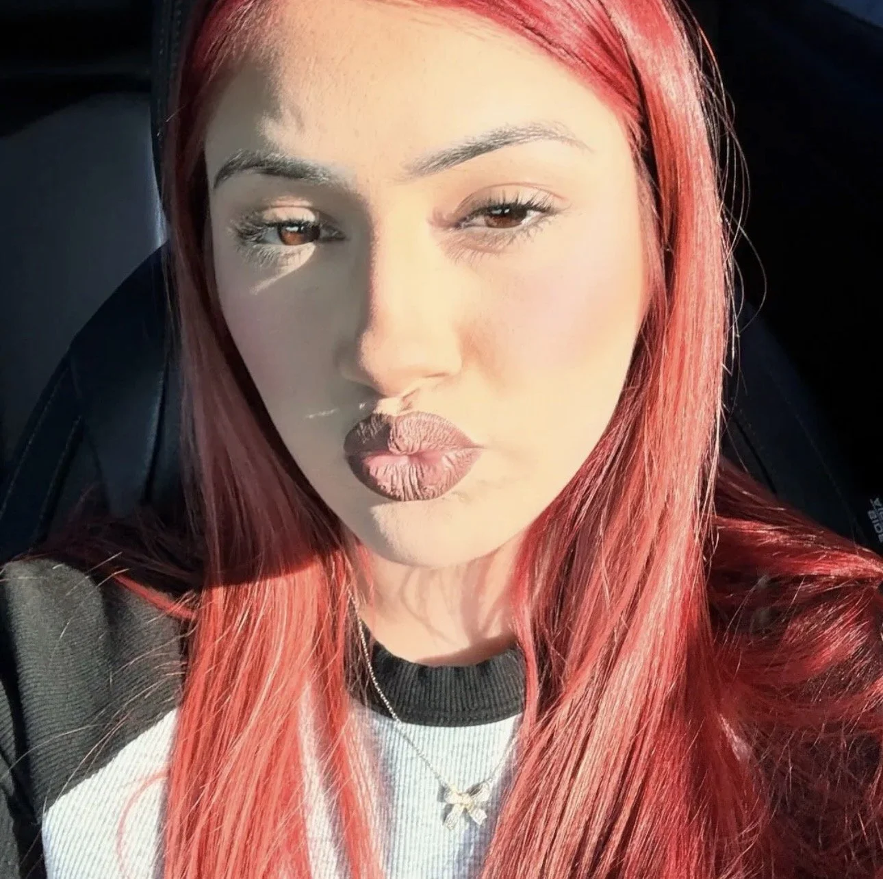 anyone know this sexy slut main image