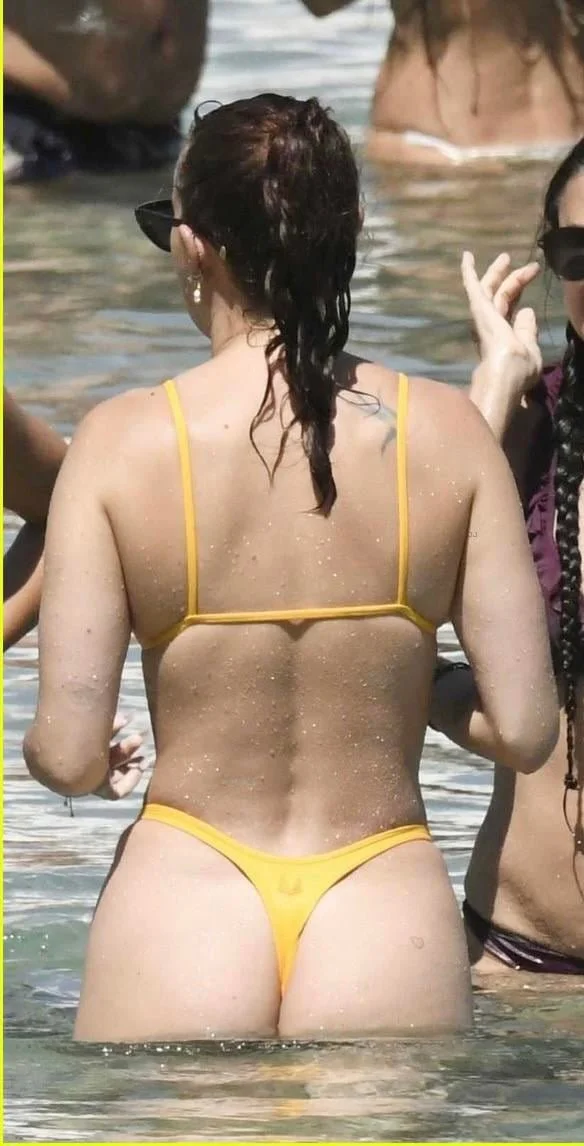rumer-willis pawg ass image 12