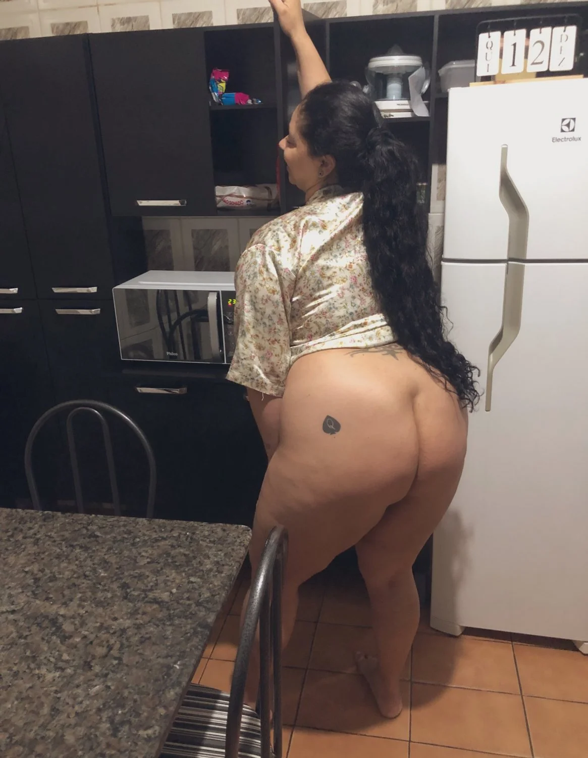 hotwif3_bitch image 18