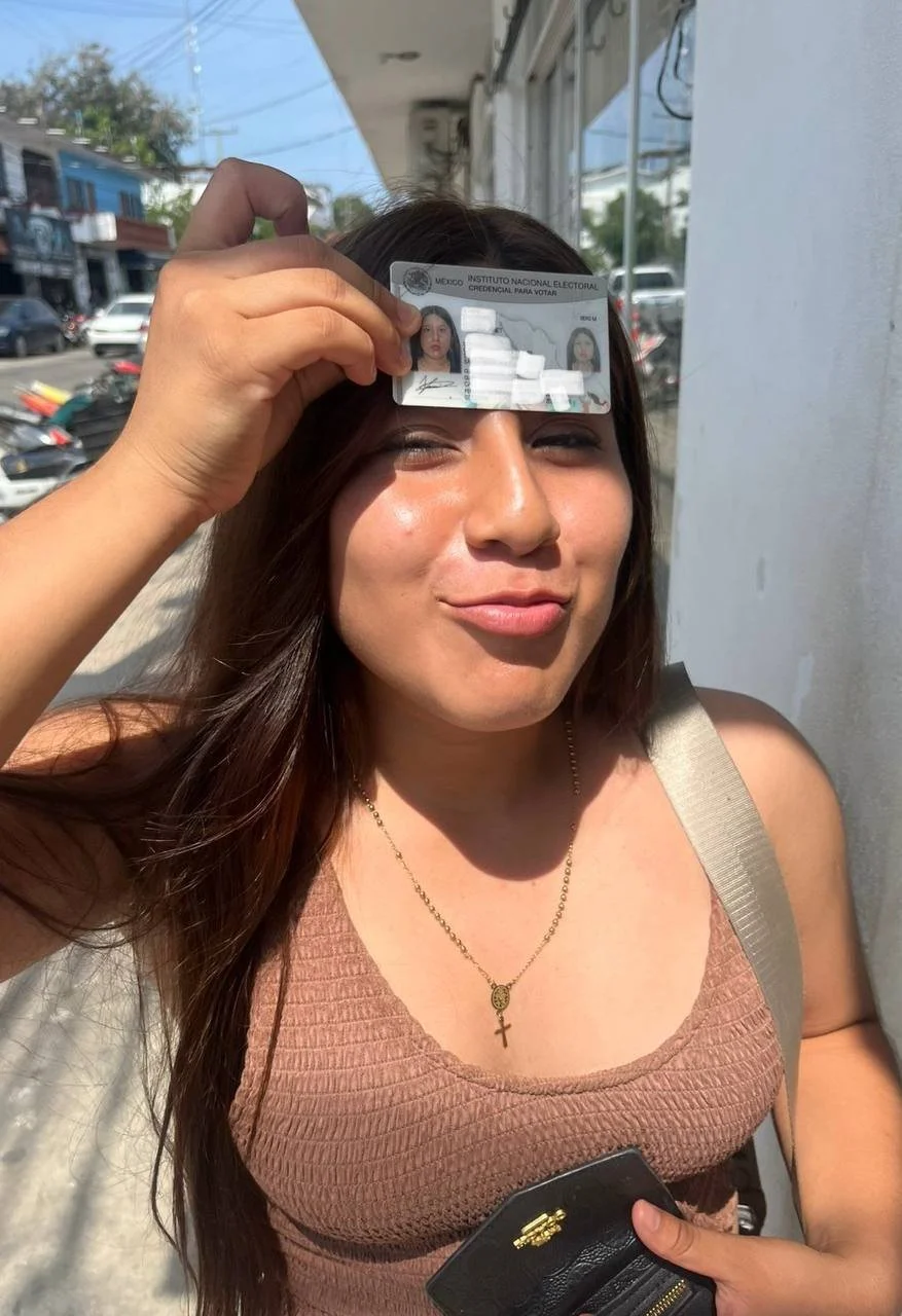 Que les parece esta putita main image