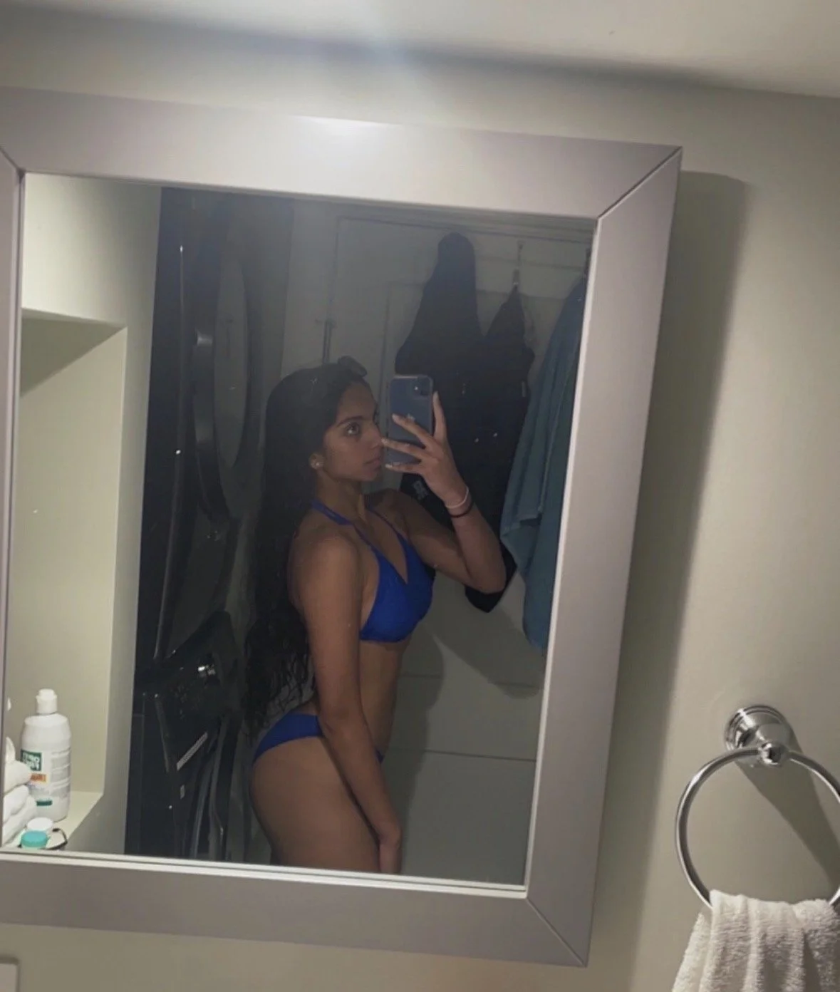 A follower send me stupid his girlfriend, rate his girlfriend image 9