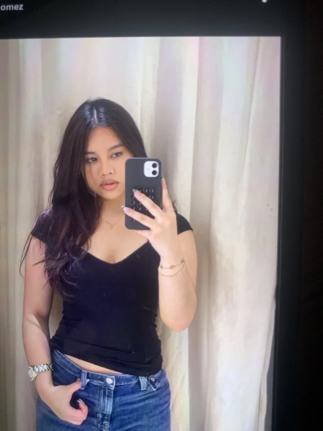 Dumb Asian girl gets leaked image 10