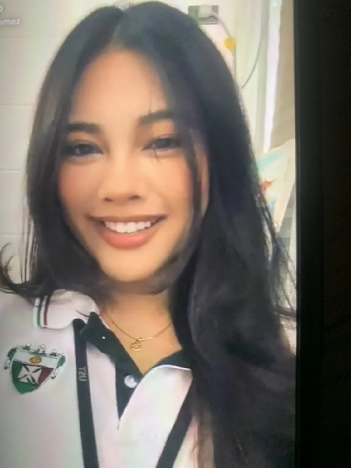 Dumb Asian girl gets leaked image 5