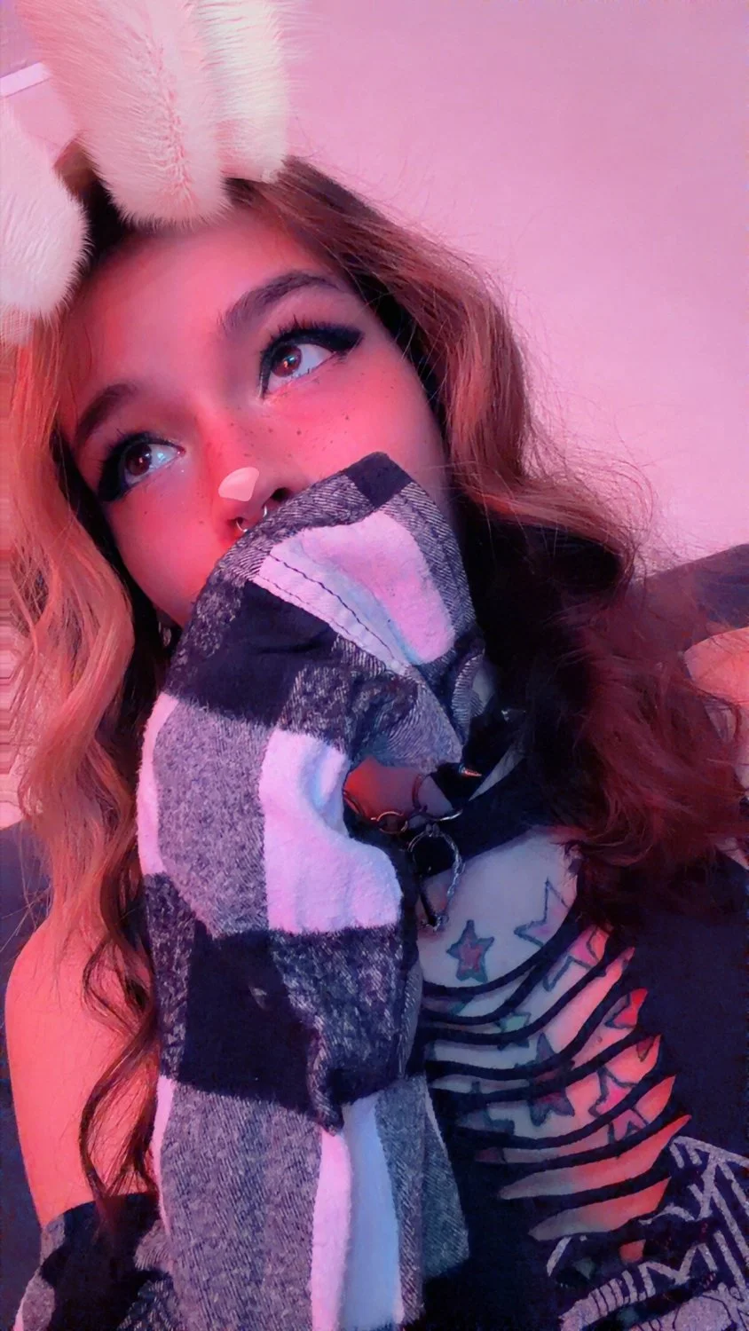 Me or Sky Bri for a night? image 2