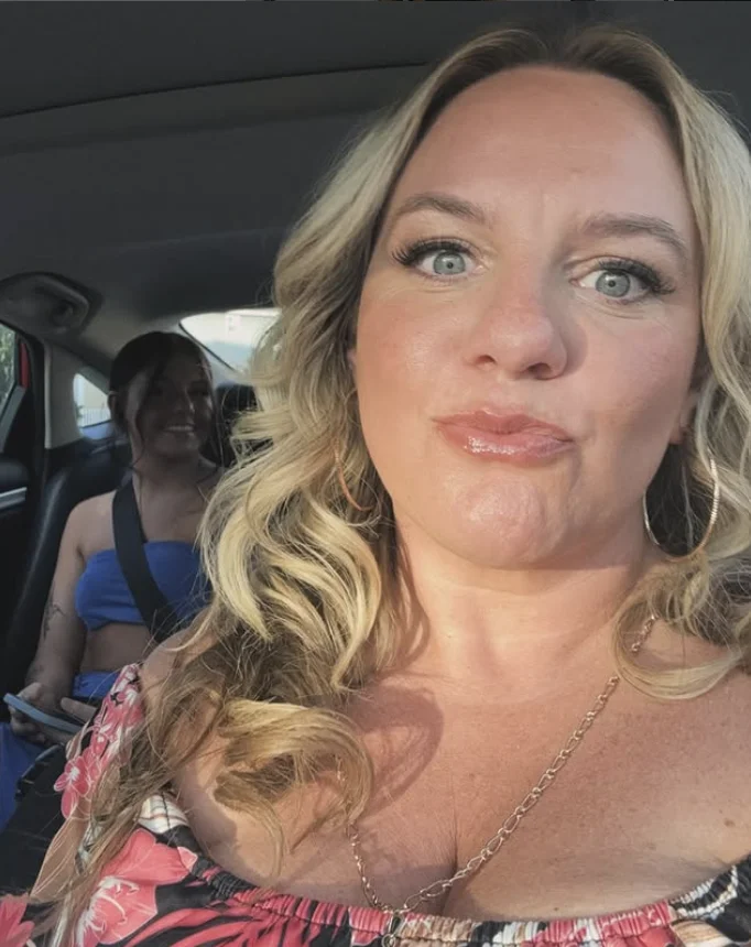 Thick blonde Pawg Milf image 17