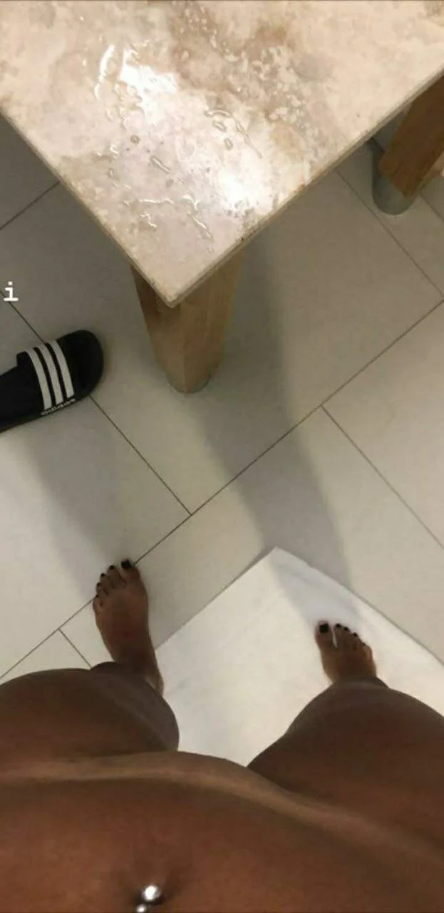 Morena gostosa demais vazada por seguidor image 4