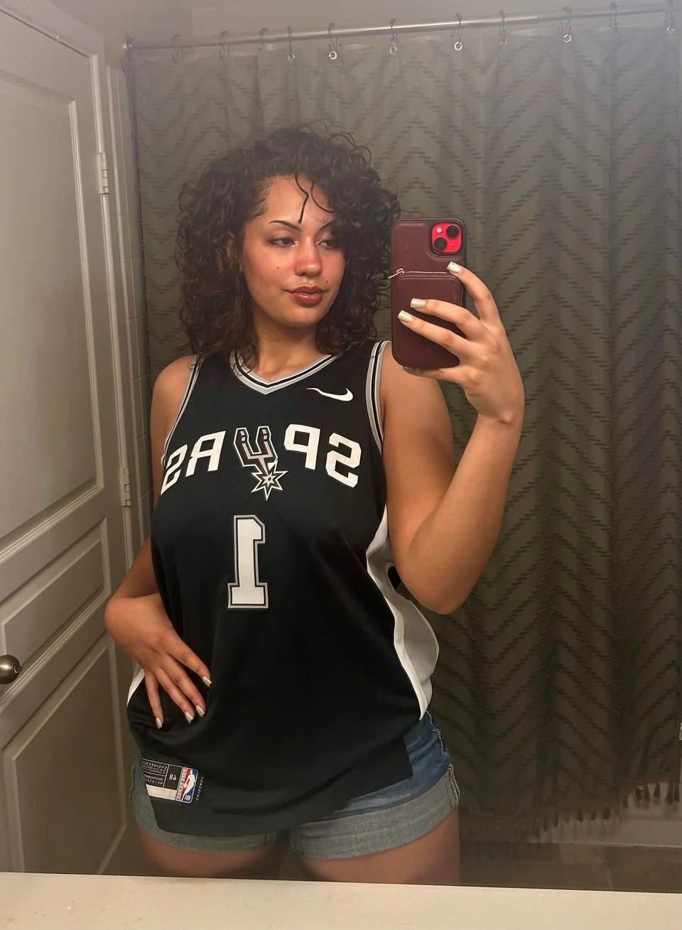only she can save the spurs now image 3