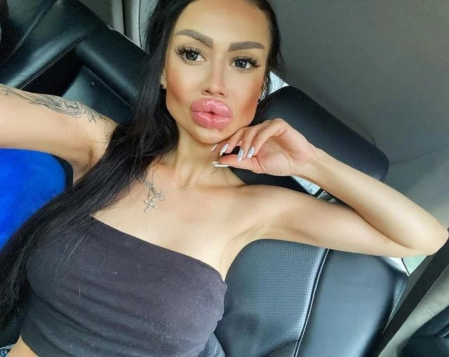 Bloated Bimbo Cock Kissers image 2