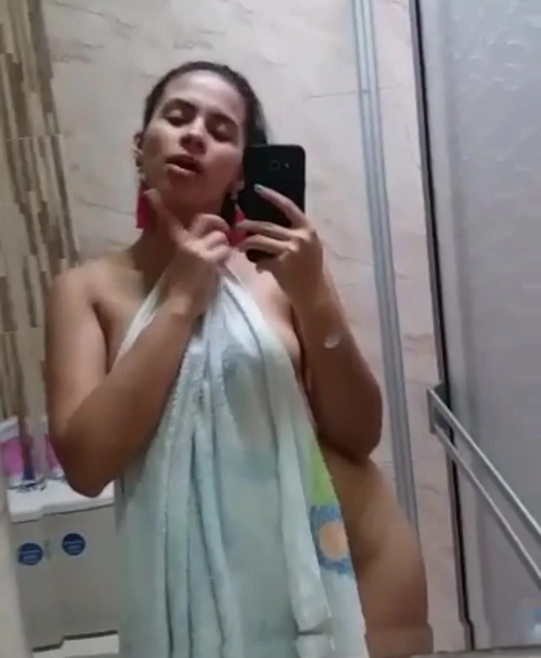 WhatsApp Video 2020 image 10