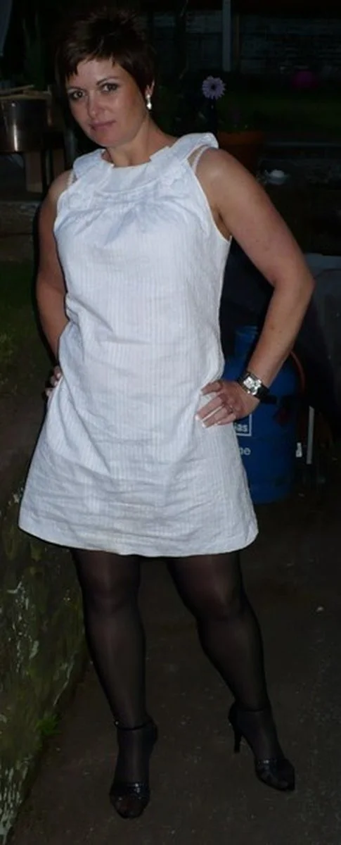 UK Exhibitionist Milf - Part 1. (z) image 13