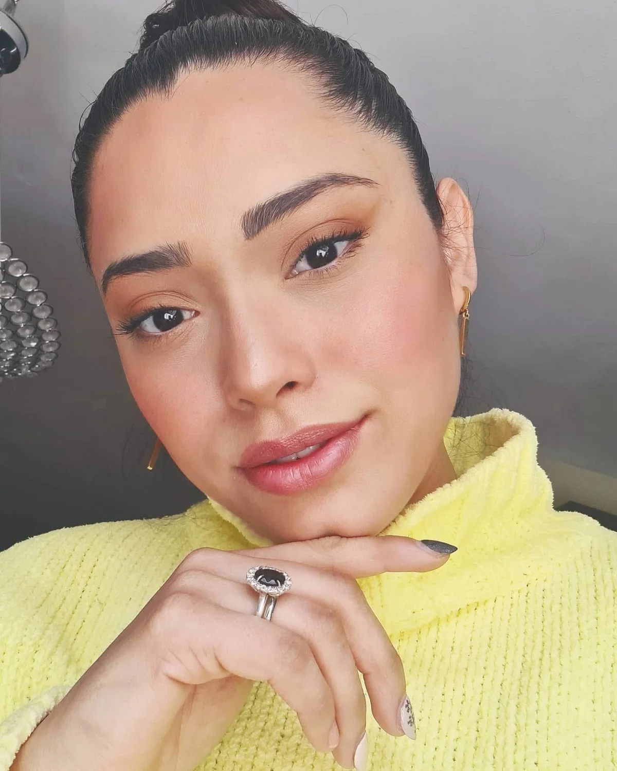 Karina putona mexicana expuesta image 16