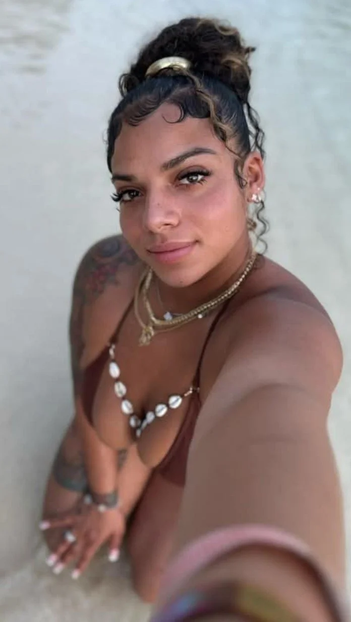 KKVS Mikayla Saravia SEXY image 21