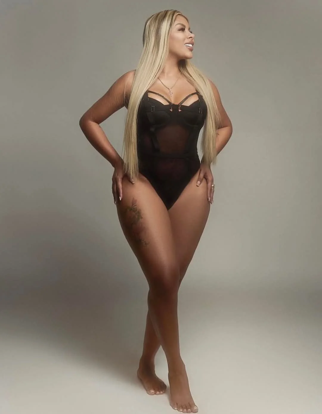 Sexy_1743061235107 image 4