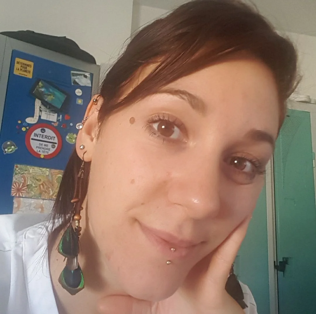 Sandrine suceuse française. image 16