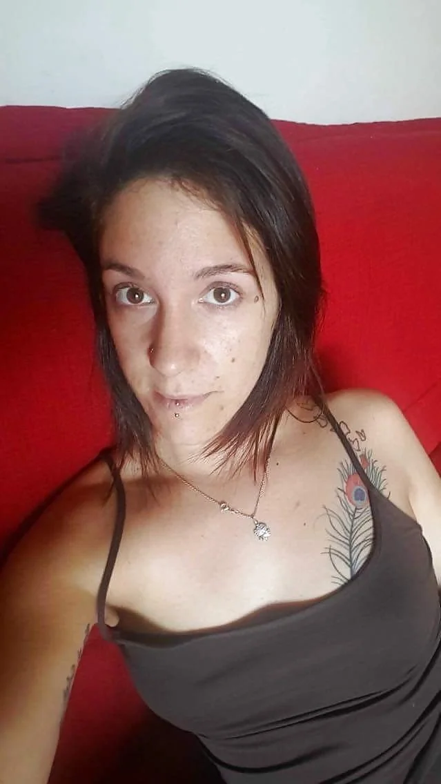 Sandrine suceuse française. image 24