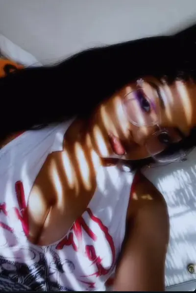 Petite lightskin bop 💦 cover image