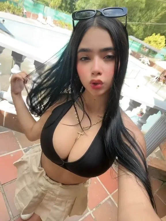 latina teen with huge tits main image