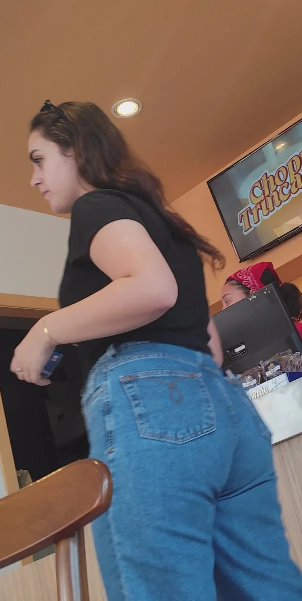 Ass in public 24 main image
