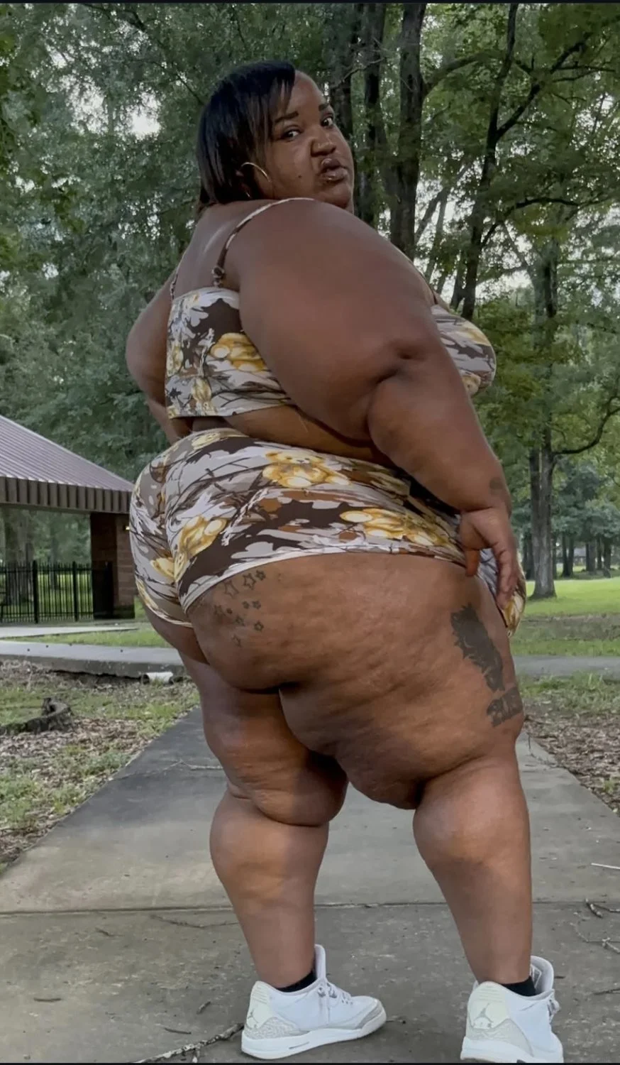 SSBBW MrzCupcakess88 💩 image 9