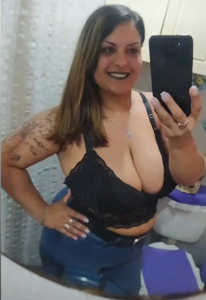Peituda safada quer conhecer pirocudos no ig pra sua próxima viagem ao Brasil Só dotados acima de 20 image 26