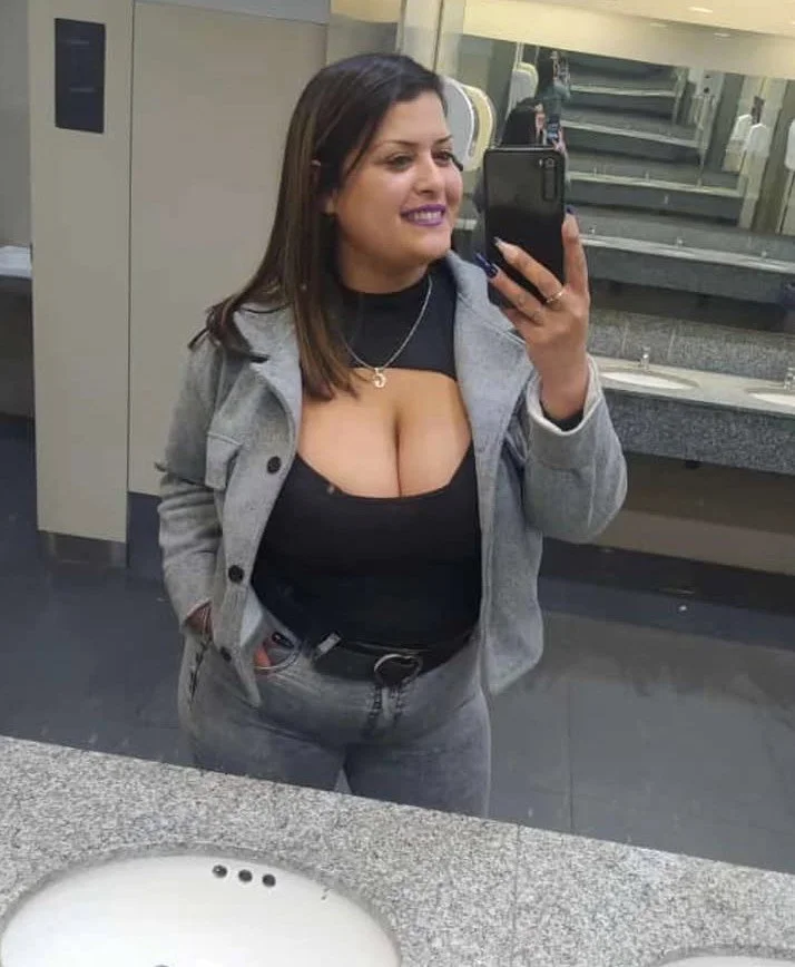 Peituda safada quer conhecer pirocudos no ig pra sua próxima viagem ao Brasil Só dotados acima de 20 image 31