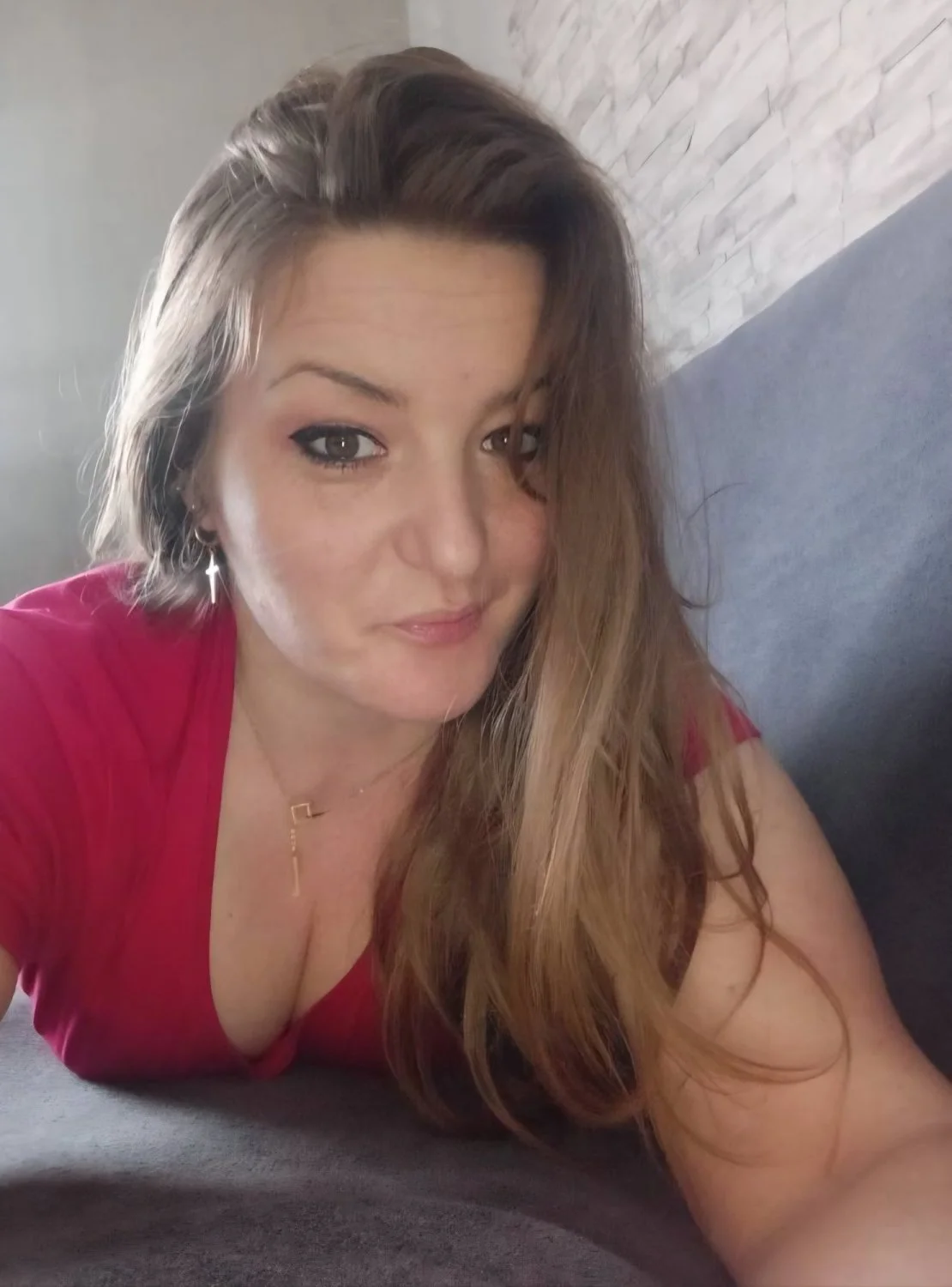 MILF image 6