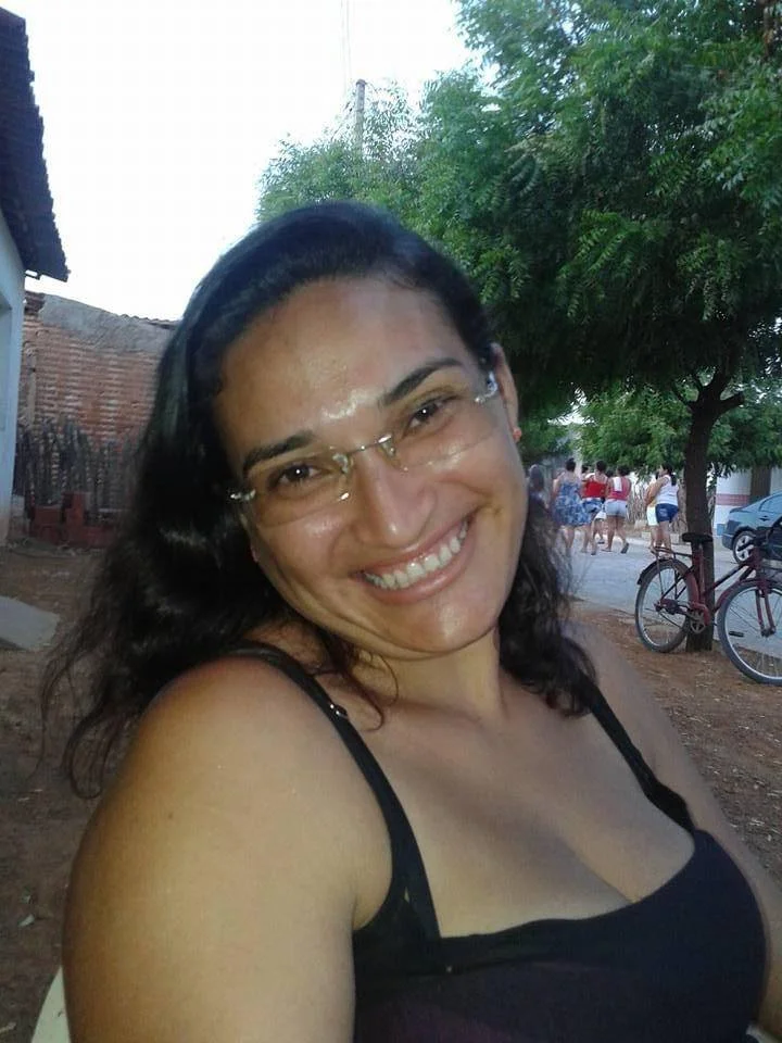 Lenninha foi mandar fotos pro amigo do sobrinho e vazou a putinha velha image 7