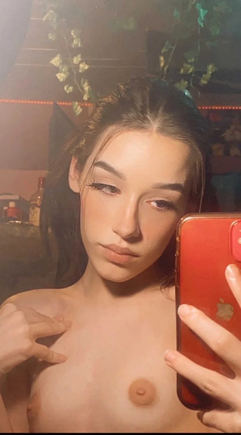 Trade teens we know irl ? Only intrested in girls around my girl age image 3