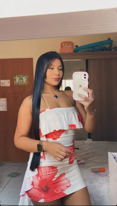 Alguém tem algo dessa morena rabada da zona sul de manaus? cover image