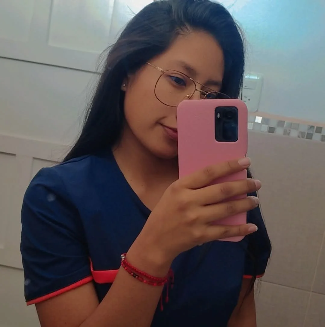 Rico cuerpo de puta Daniela Achig xxx Ecuatoriana-Calderón image 4