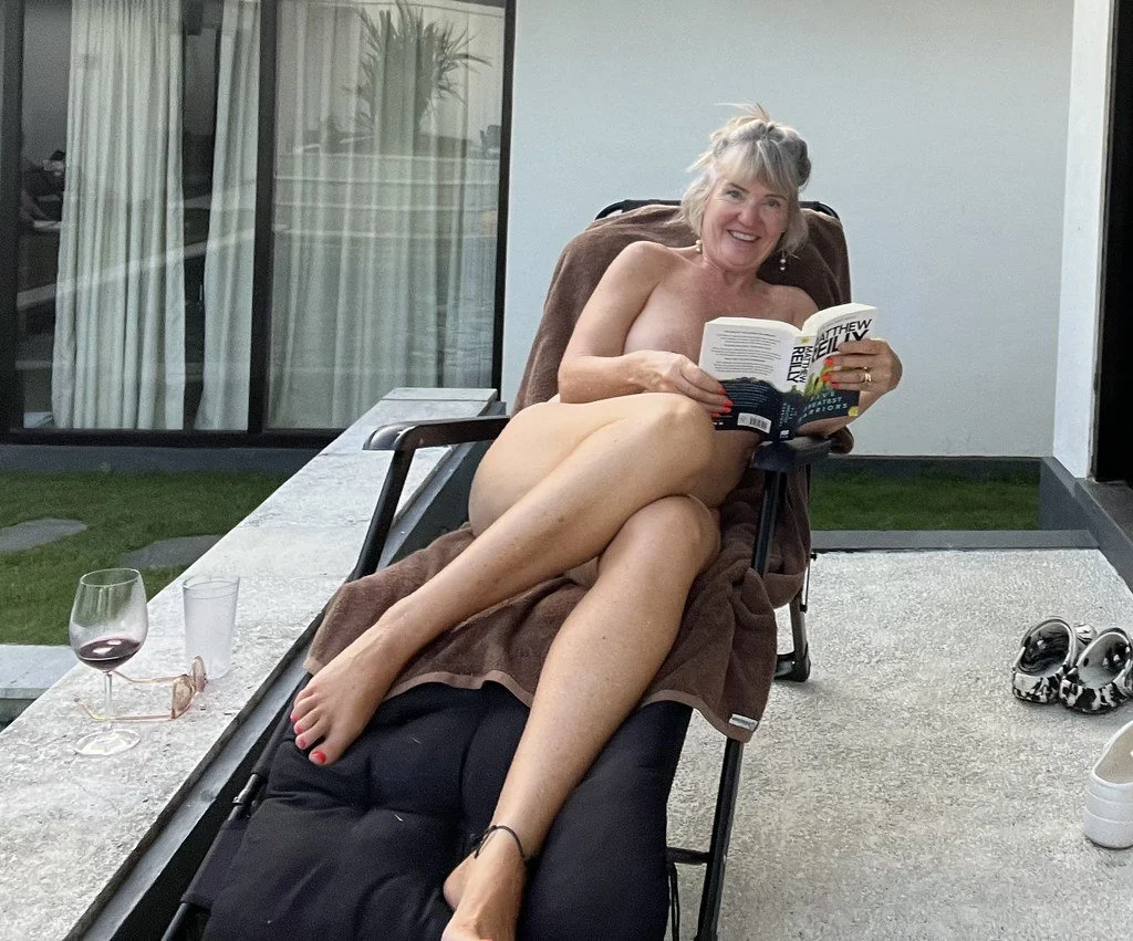 Jo - A Mature Gilf Can Still Have Fun. (nud) image 32