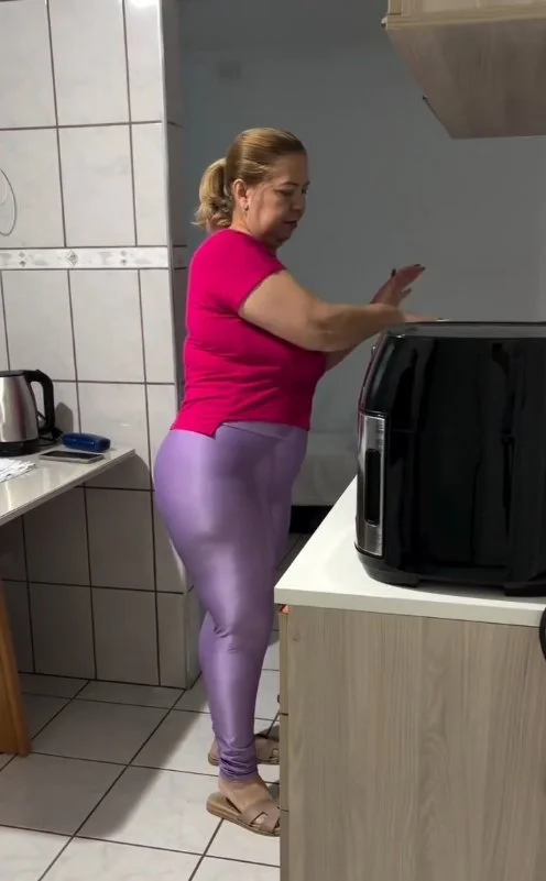 THICK GRANNY | COROA CAVALA image 2