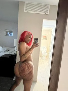 She said the only time to nut is when you stare at her ass 💦💦💦😵‍💫 image 2