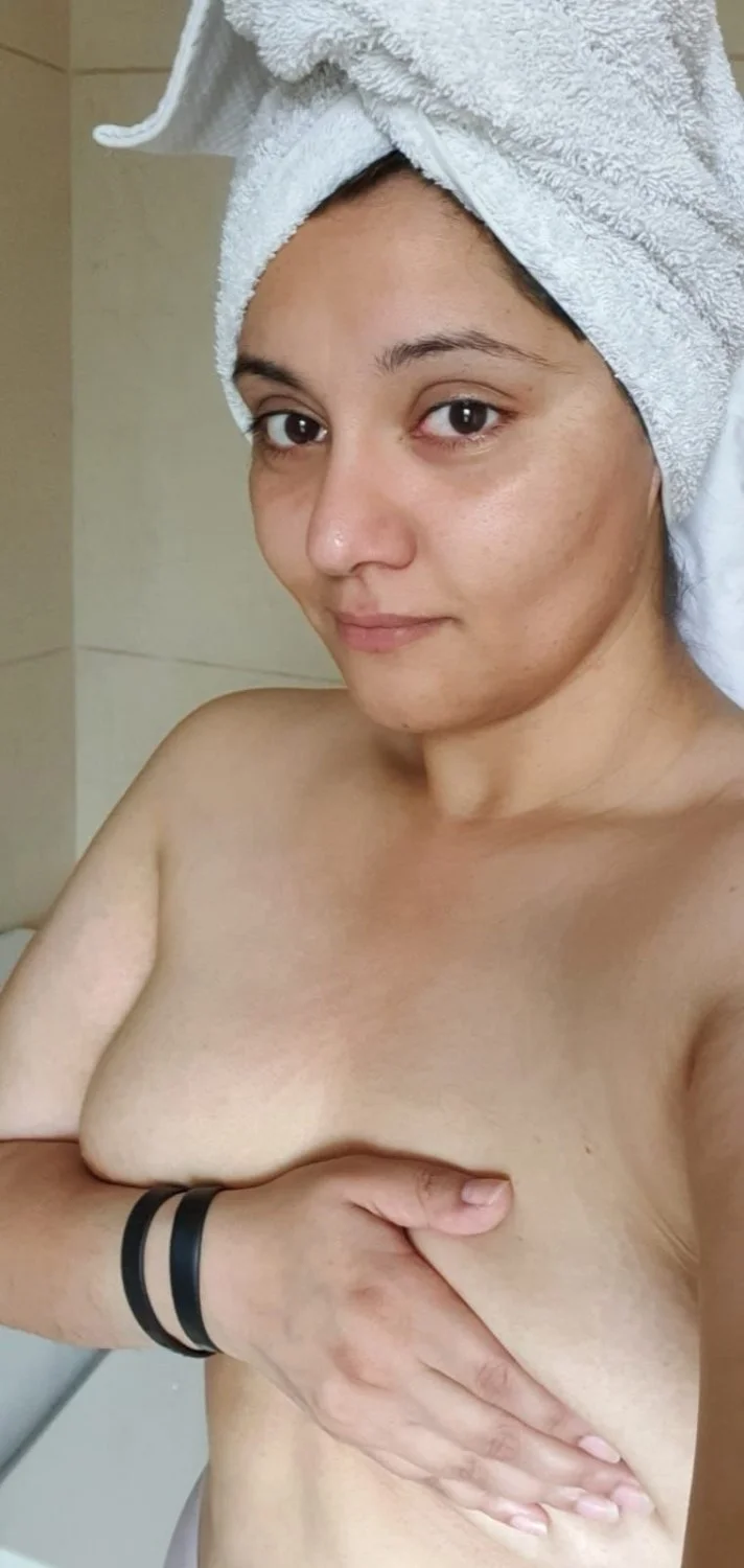 Muslim paki milf Salma nudes leaked (skinny and fat 5 year dif) image 20