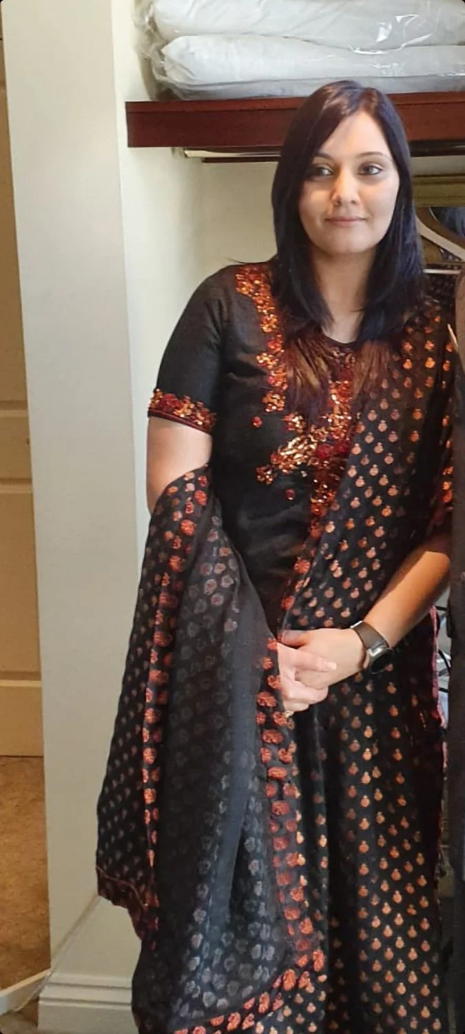 Muslim paki milf Salma nudes leaked (skinny and fat 5 year dif) image 8