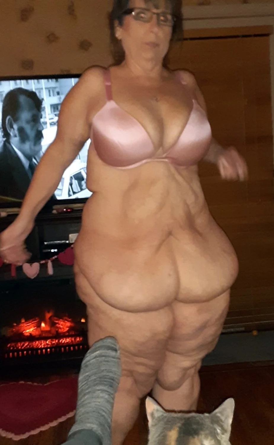 Bbw saggy mature hotwife image 18