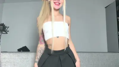 🔞 petite perfect ass cumming hard horny nude squirt 🫦😈 Check my OF cover image
