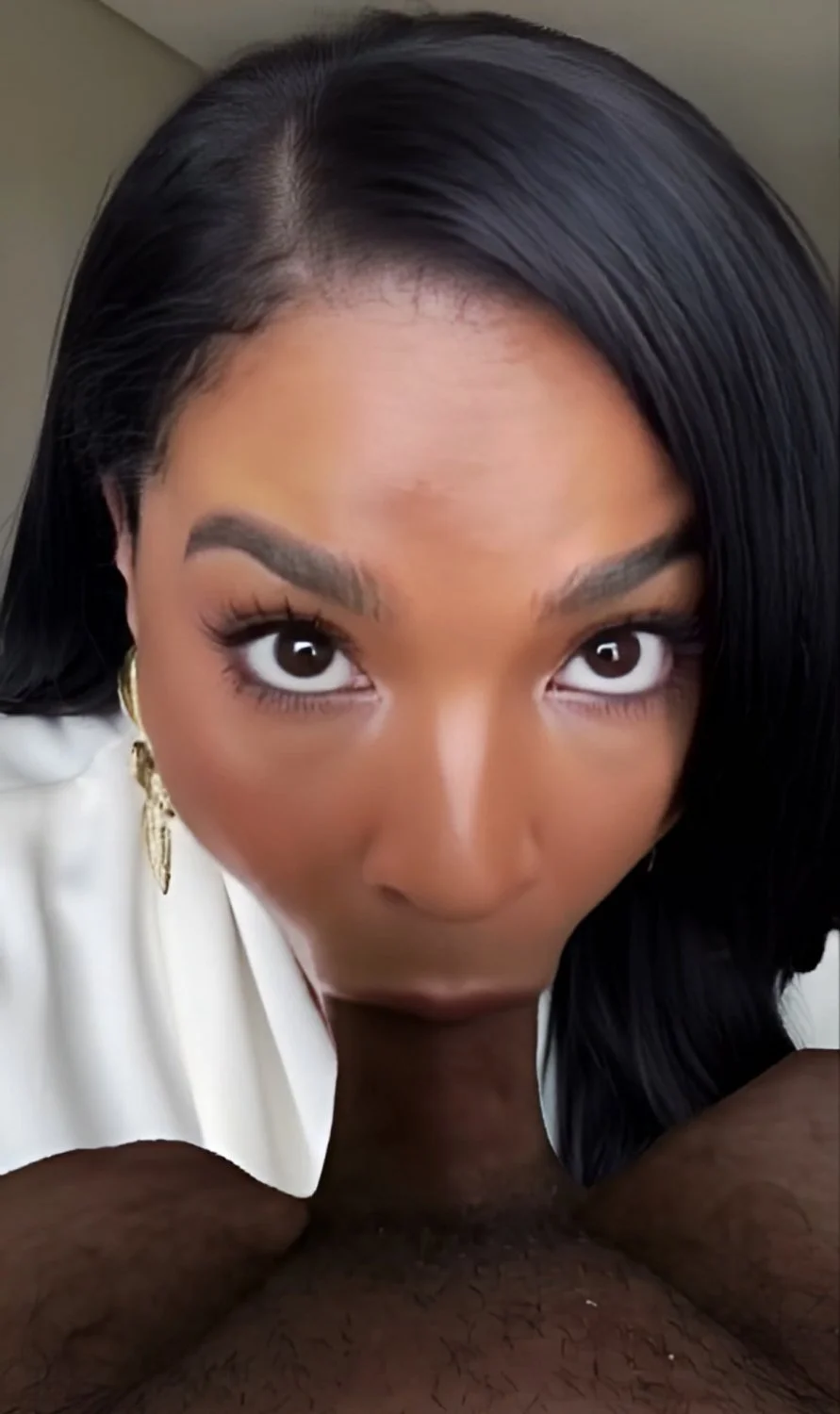 Nia Long sucking dick image 3