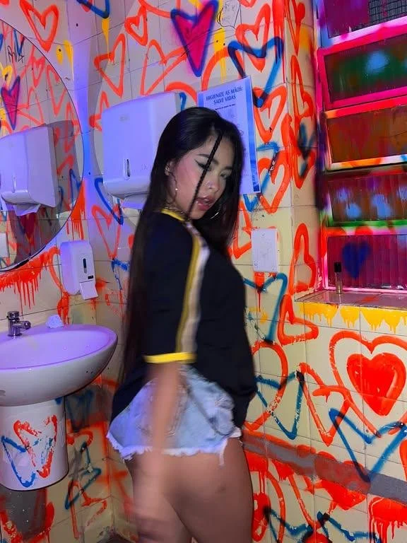 Nicoly akiyama image 21