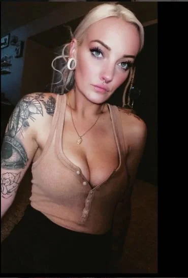 Alyx 26 image 17
