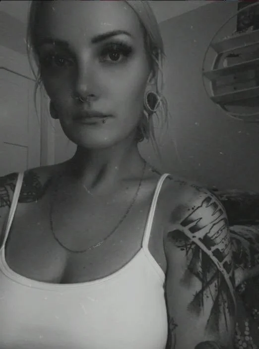 Alyx 26 image 6