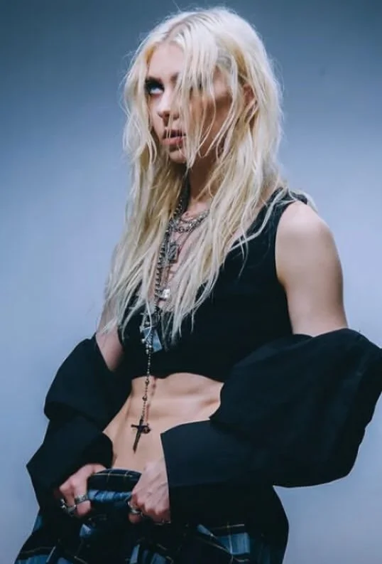 Taylor Momsen 4 image 35
