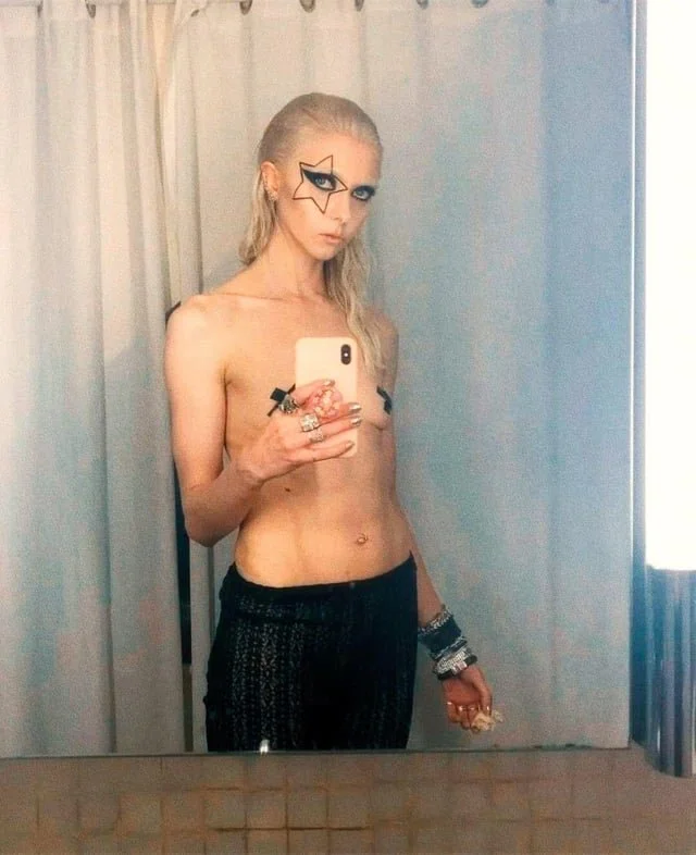 Taylor Momsen 4 image 43