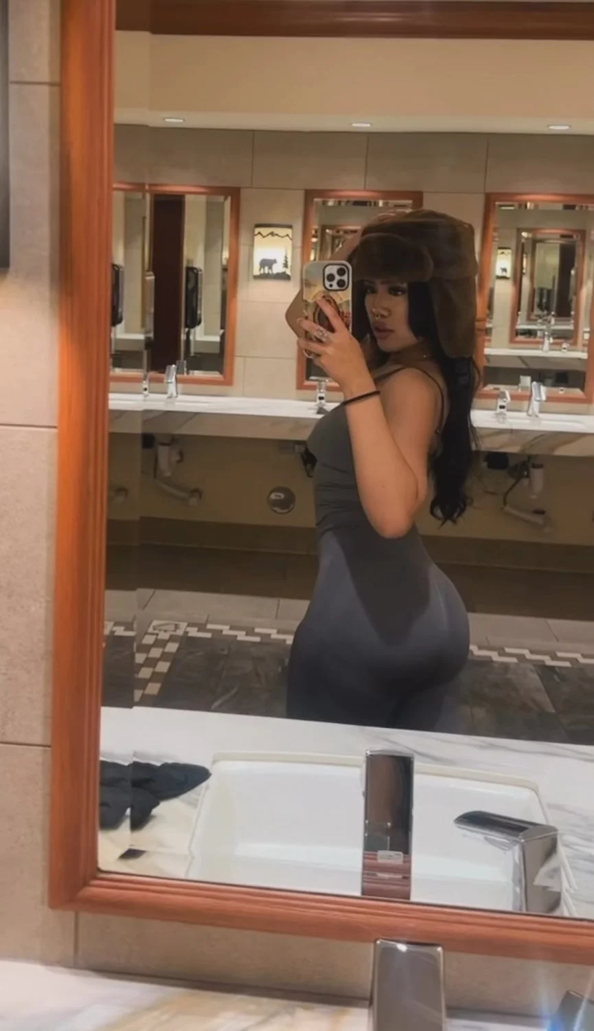 Uploading Pt. 100 image 11