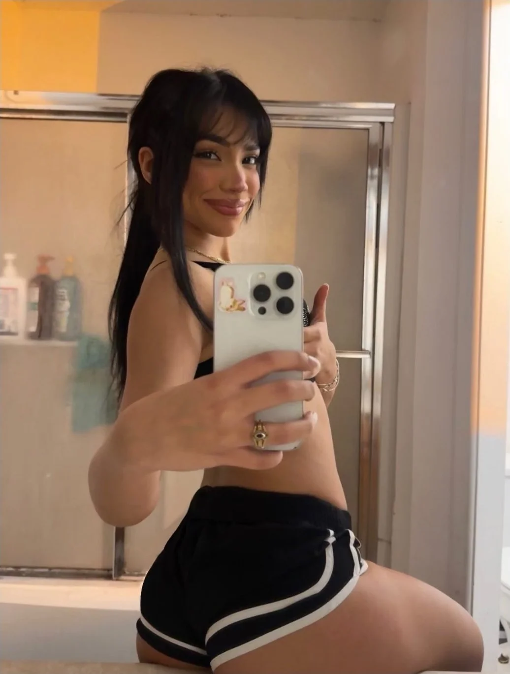 Uploading Pt. 100 image 21