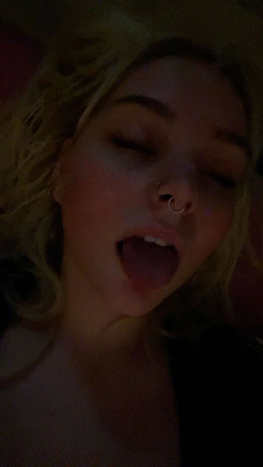 Blonde slut love’s exposure image 2
